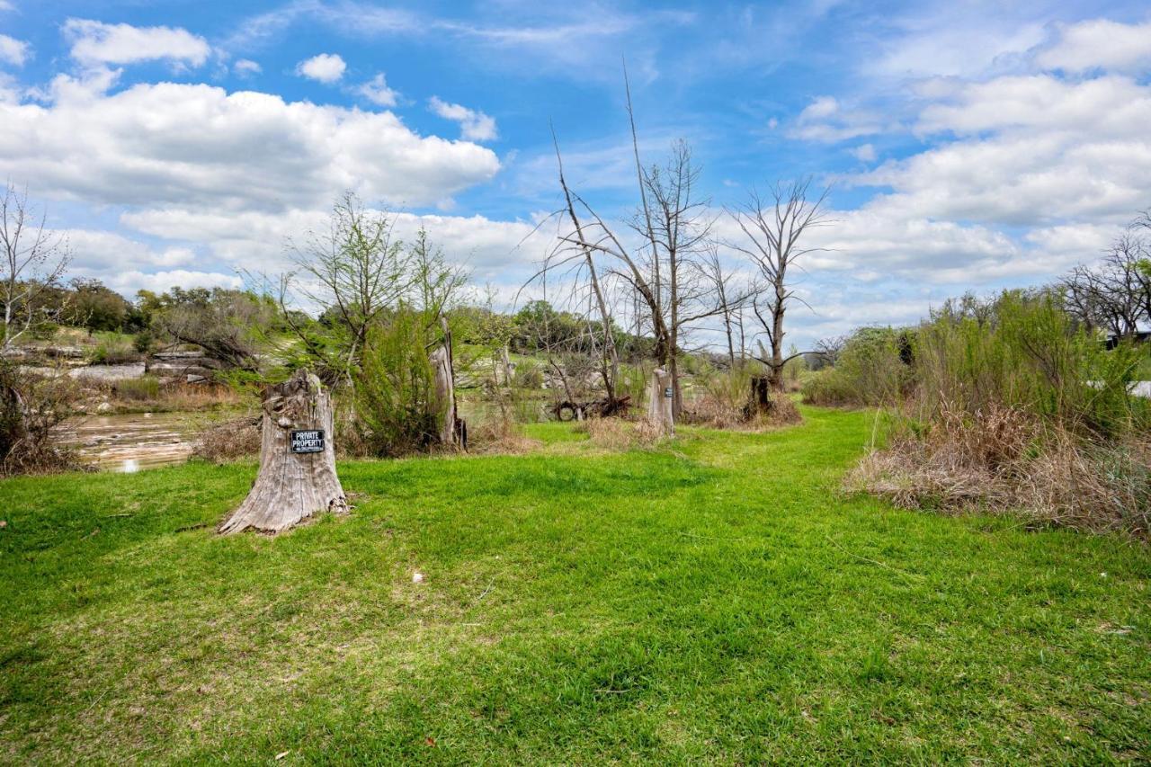 New! The Yellow Door- Downtown Wimberley W/ River Access ภายนอก รูปภาพ